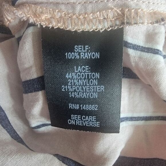 Torrid Layered Tank Top with Halter Neck. Size 5. - Picture 4 of 8